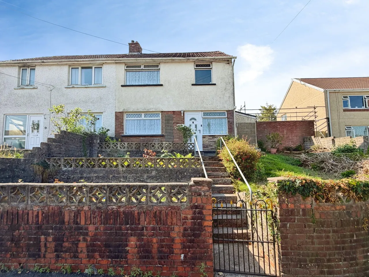 3 bed house for sale, Galltcwm Terrace, Bryn, SA13