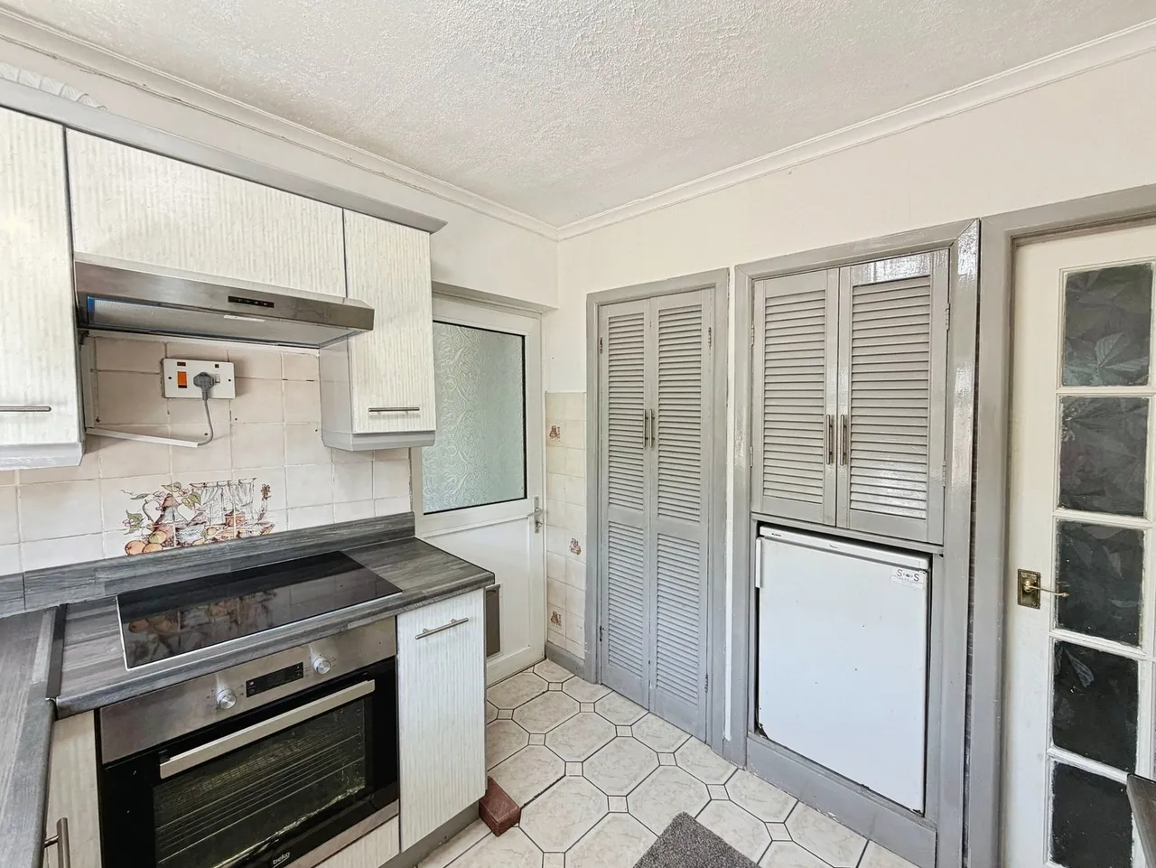 Galltcwm Terrace, Bryn, SA13, photo 5