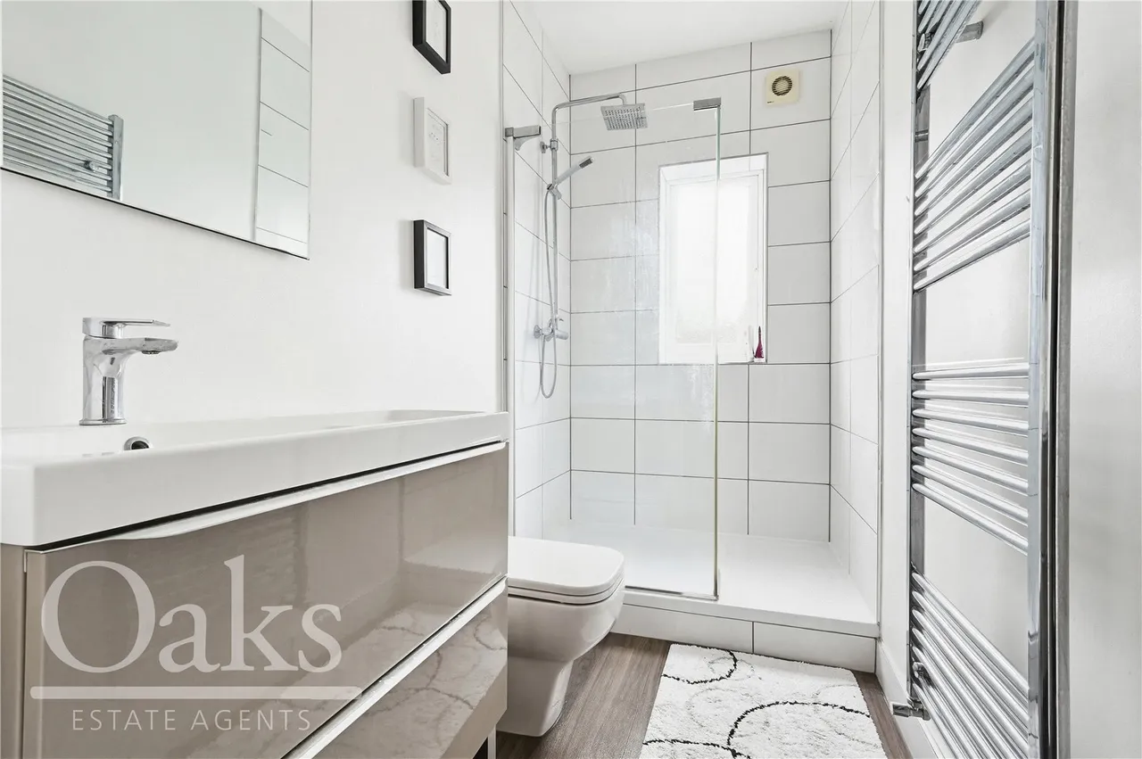 Clifton Road, South Norwood, SE25, photo 11