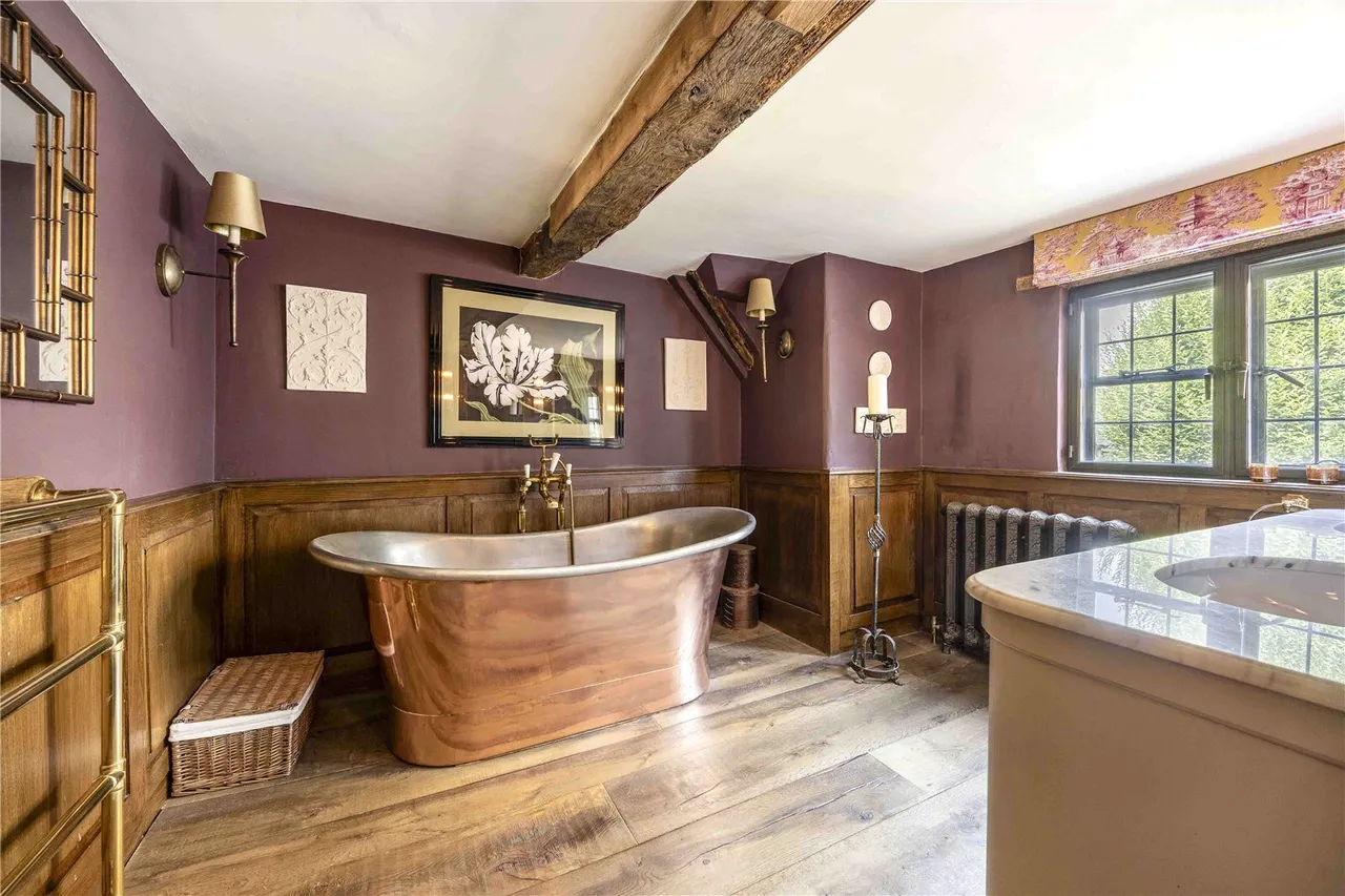 High Street, Chipping Campden, GL55, photo 21