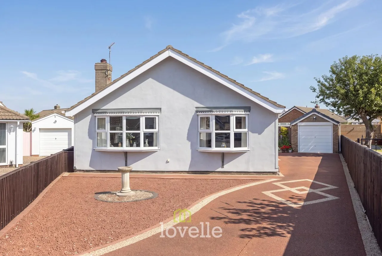 3 bed house for sale, Mayfair Court, Cleethorpes, DN35