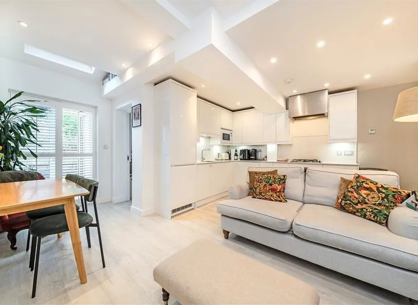 Claverton Street, Westminster, SW1V, photo 2