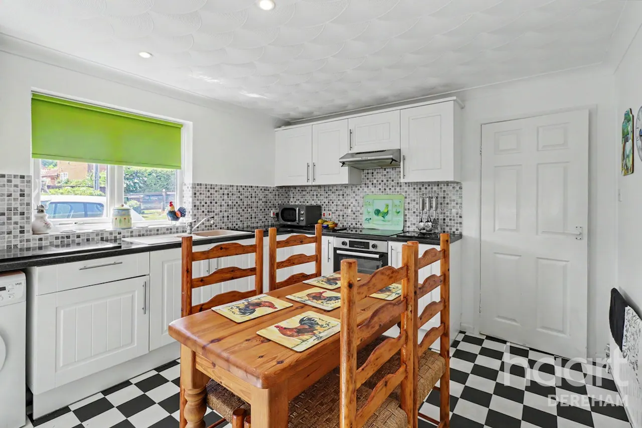 Fakenham Road, East Bilney, NR20, photo 6