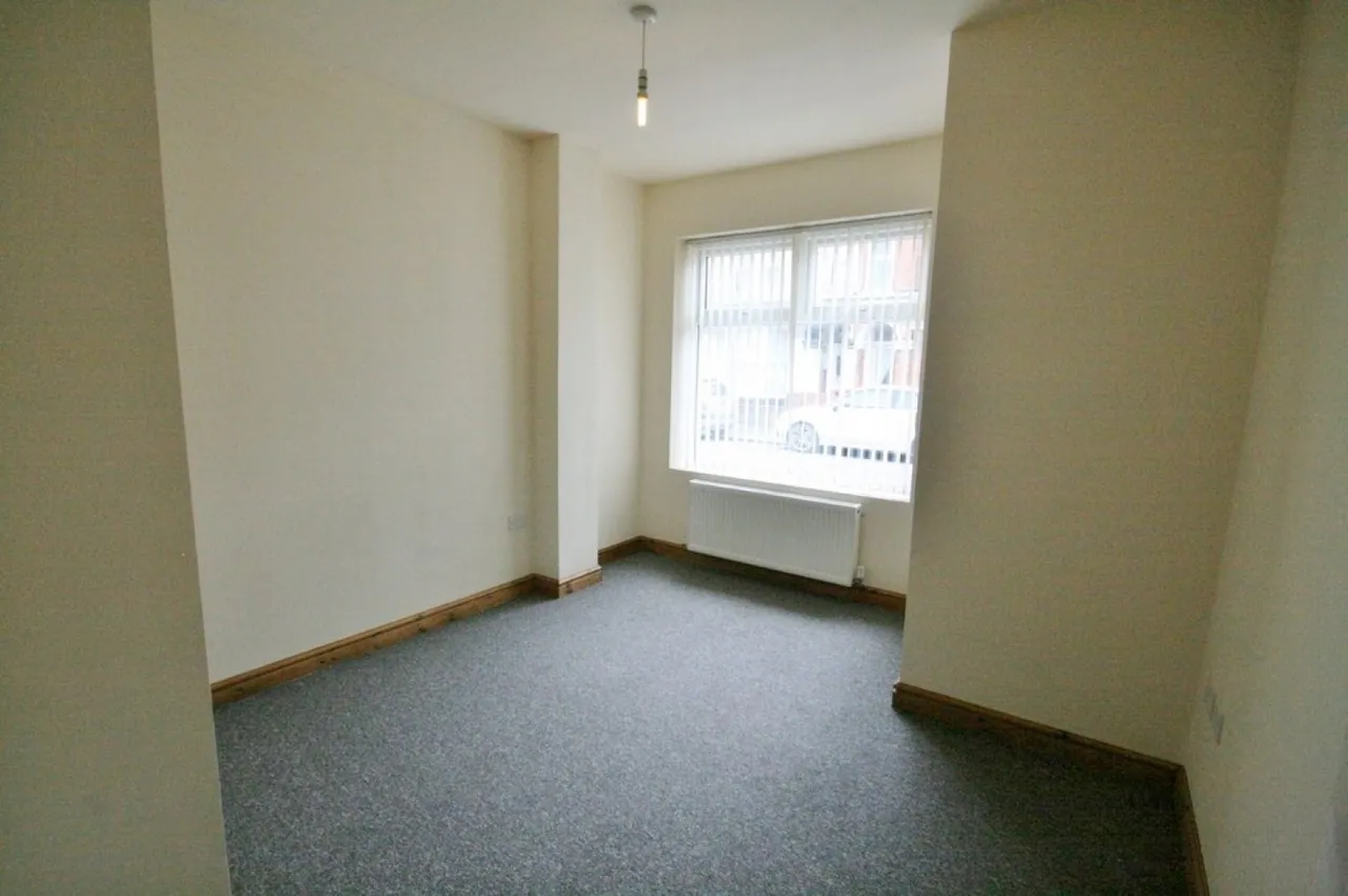 Stalbridge Road, Crewe, photo 5
