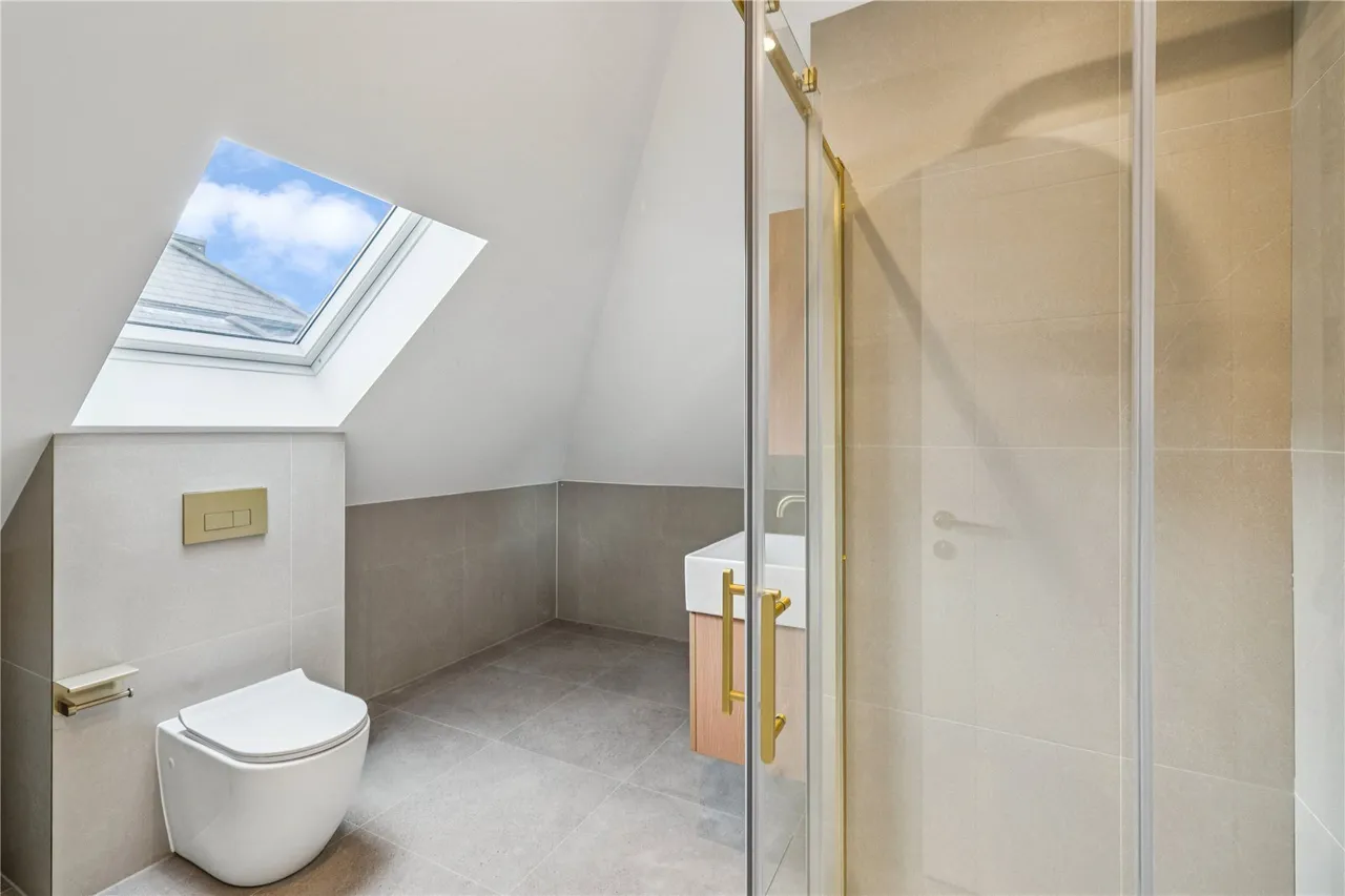 Durnsford Road, London, SW19, photo 8