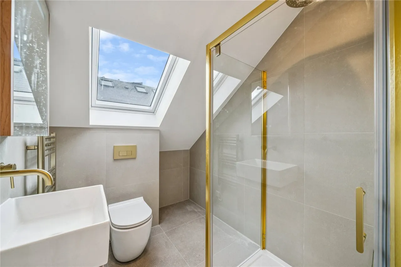 Durnsford Road, London, SW19, photo 9