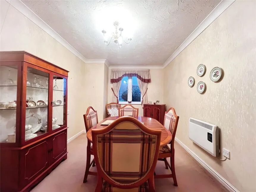 Walderslade Road, ME5, photo 6