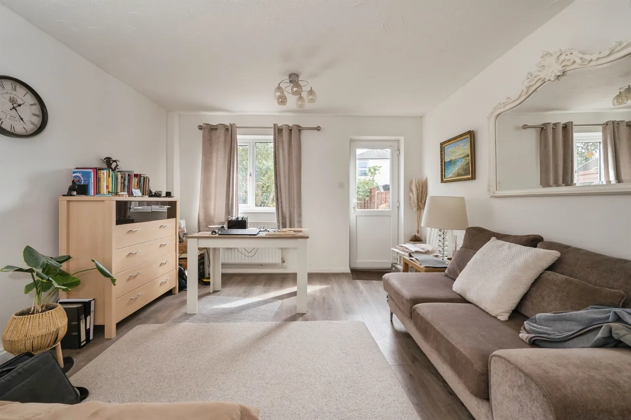 Dempsey Close, Southampton, SO19, photo 2