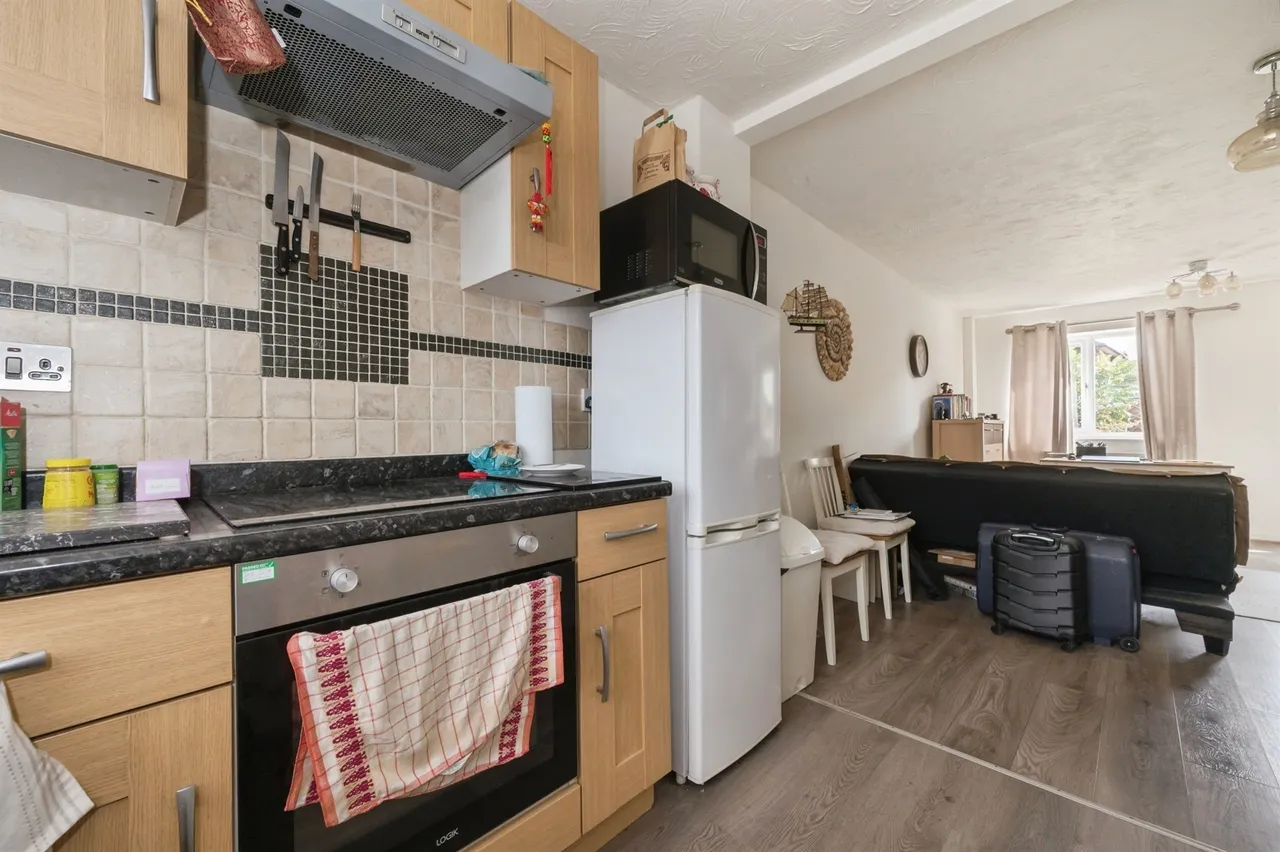 Dempsey Close, Southampton, SO19, photo 3
