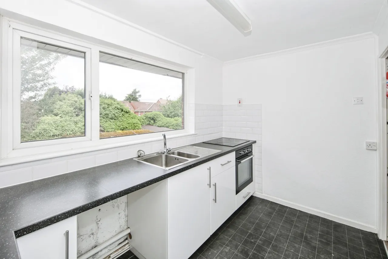 Vesey Close, Water Orton, Birmingham, Warwickshire, B46, photo 6