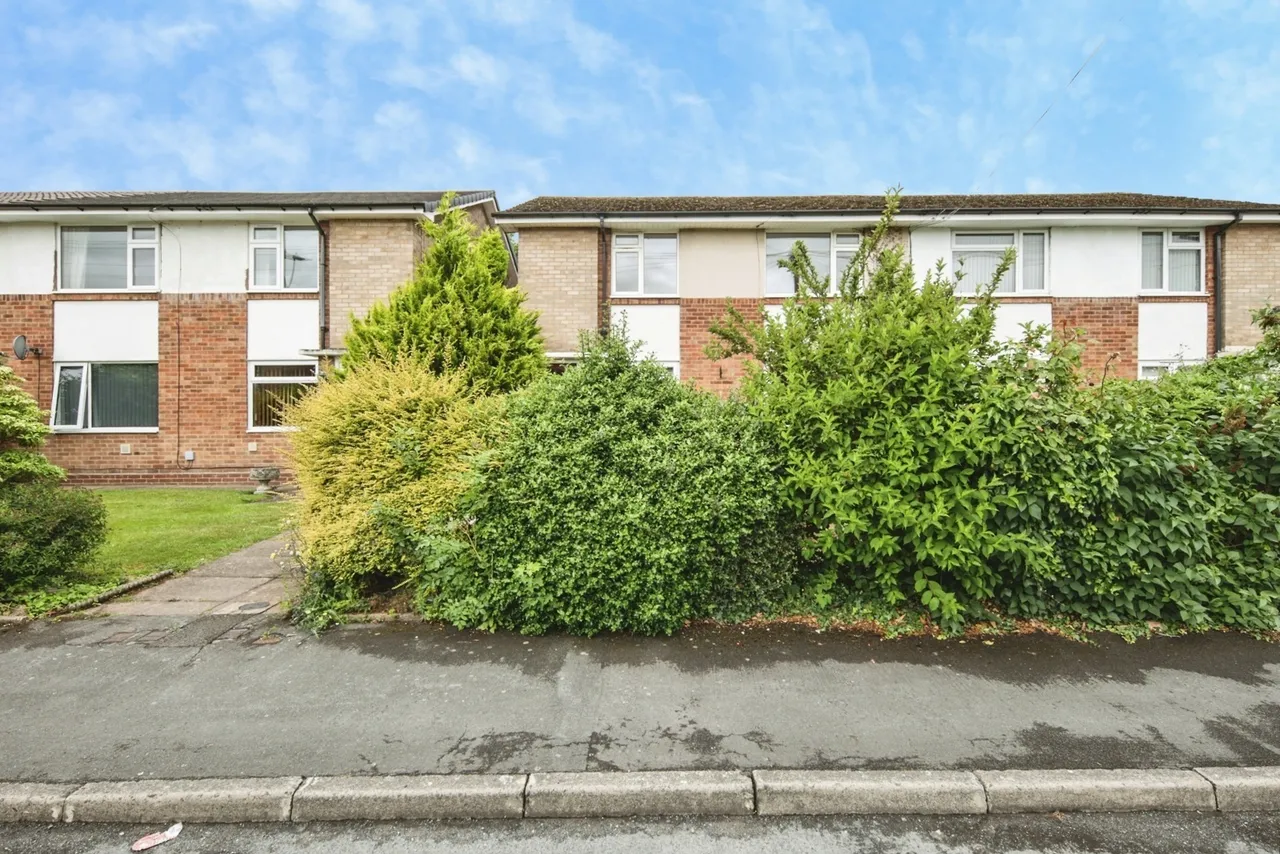 Vesey Close, Water Orton, Birmingham, Warwickshire, B46, photo 17