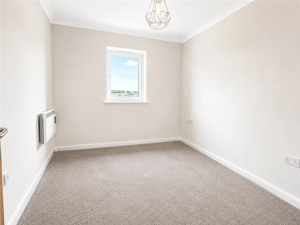 London Road, London, SW16, photo 6