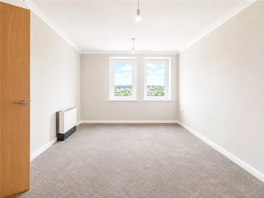 London Road, London, SW16, photo 2