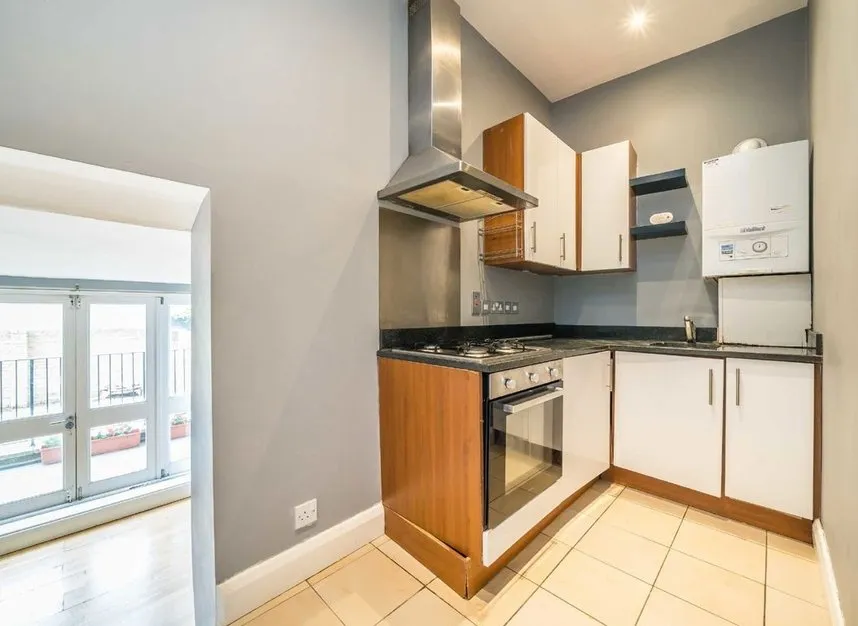 Hayter Road, Brixton, SW2, photo 3