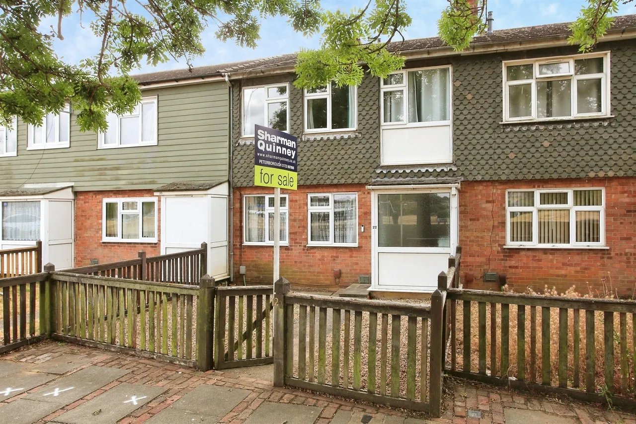 3 bed house for sale, Lutton Grove, Peterborough, PE3