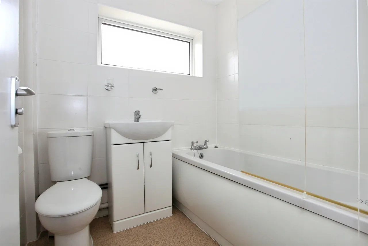 Lutton Grove, Peterborough, PE3, photo 7