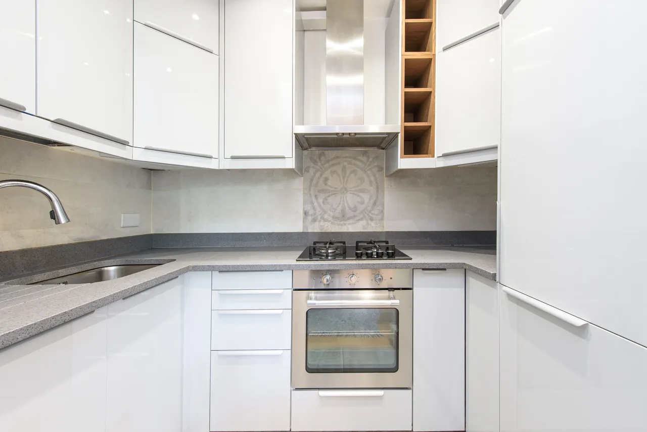 Flat 4, 47 Hollycroft Avenue, London, photo 6