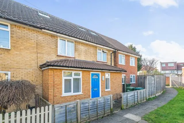 Keywood Drive, Sunbury-On-Thames, TW16, photo 18