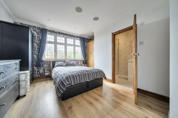 Heathview Avenue Crayford, Dartford, Kent, DA1, photo 11