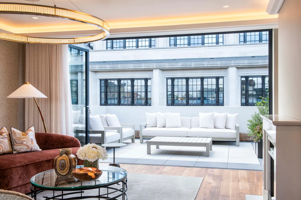 Exceptional Three-Bedroom Duplex Pent..., photo 8