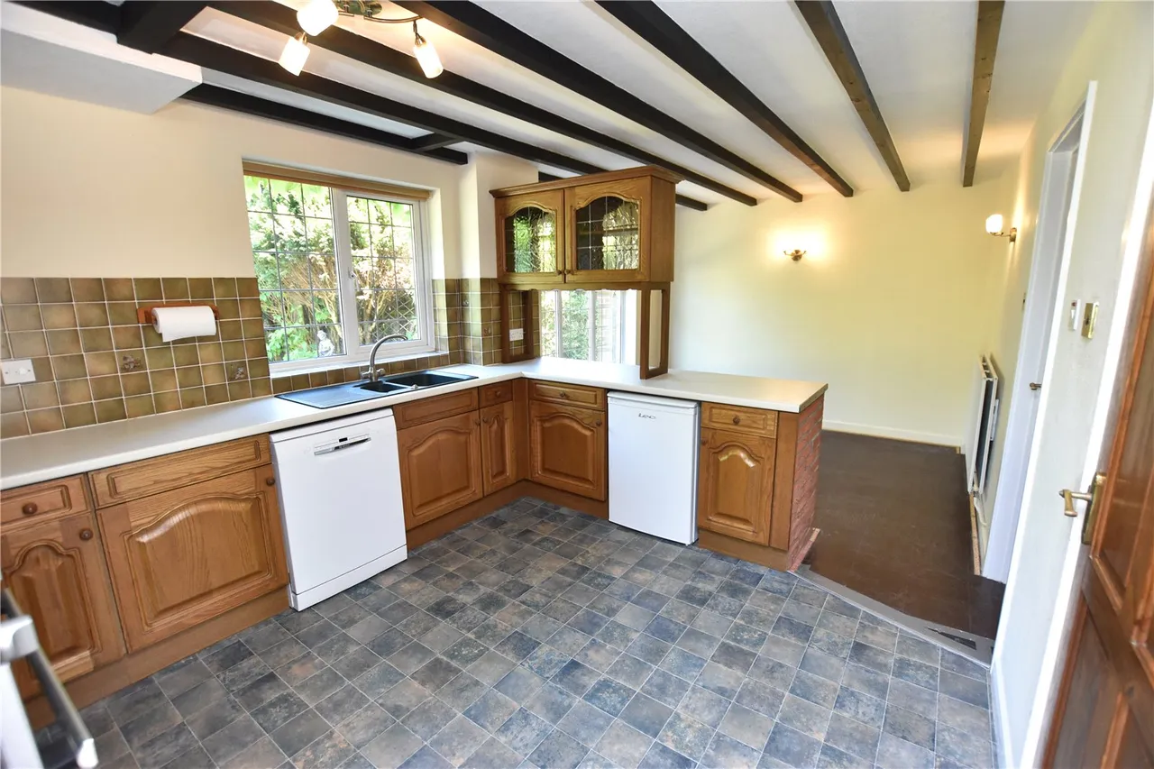 Grasmere Road, Farnborough, Hampshire, GU14 0LE, photo 5