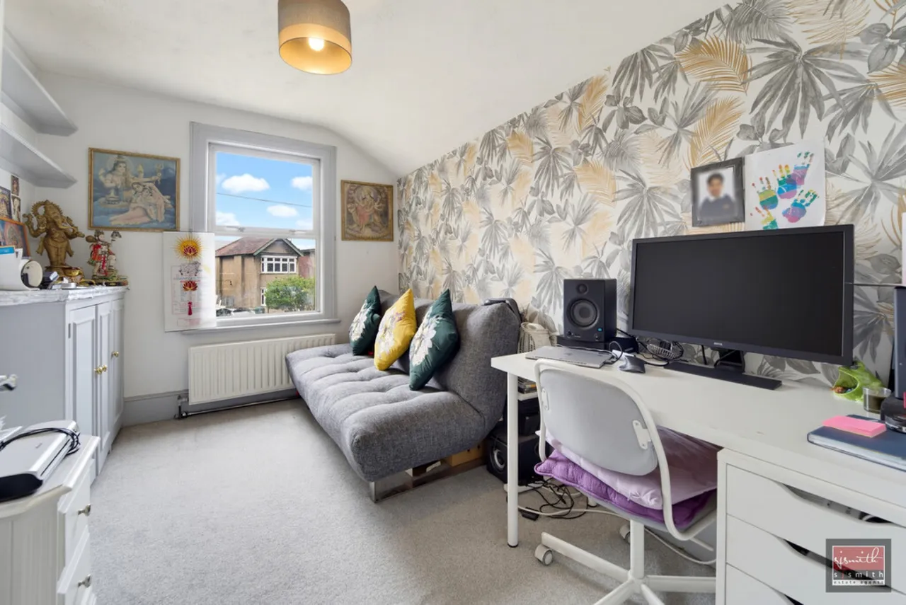 Stanwell Road, Ashford, photo 10