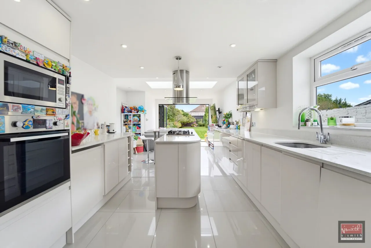 Stanwell Road, Ashford, photo 4
