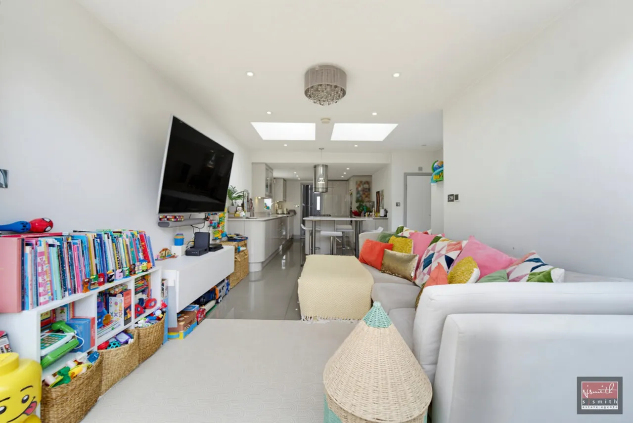 Stanwell Road, Ashford, photo 19