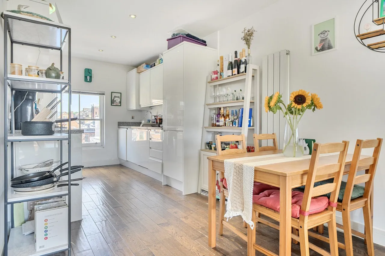 Greenwich High Road, SE10, photo 17