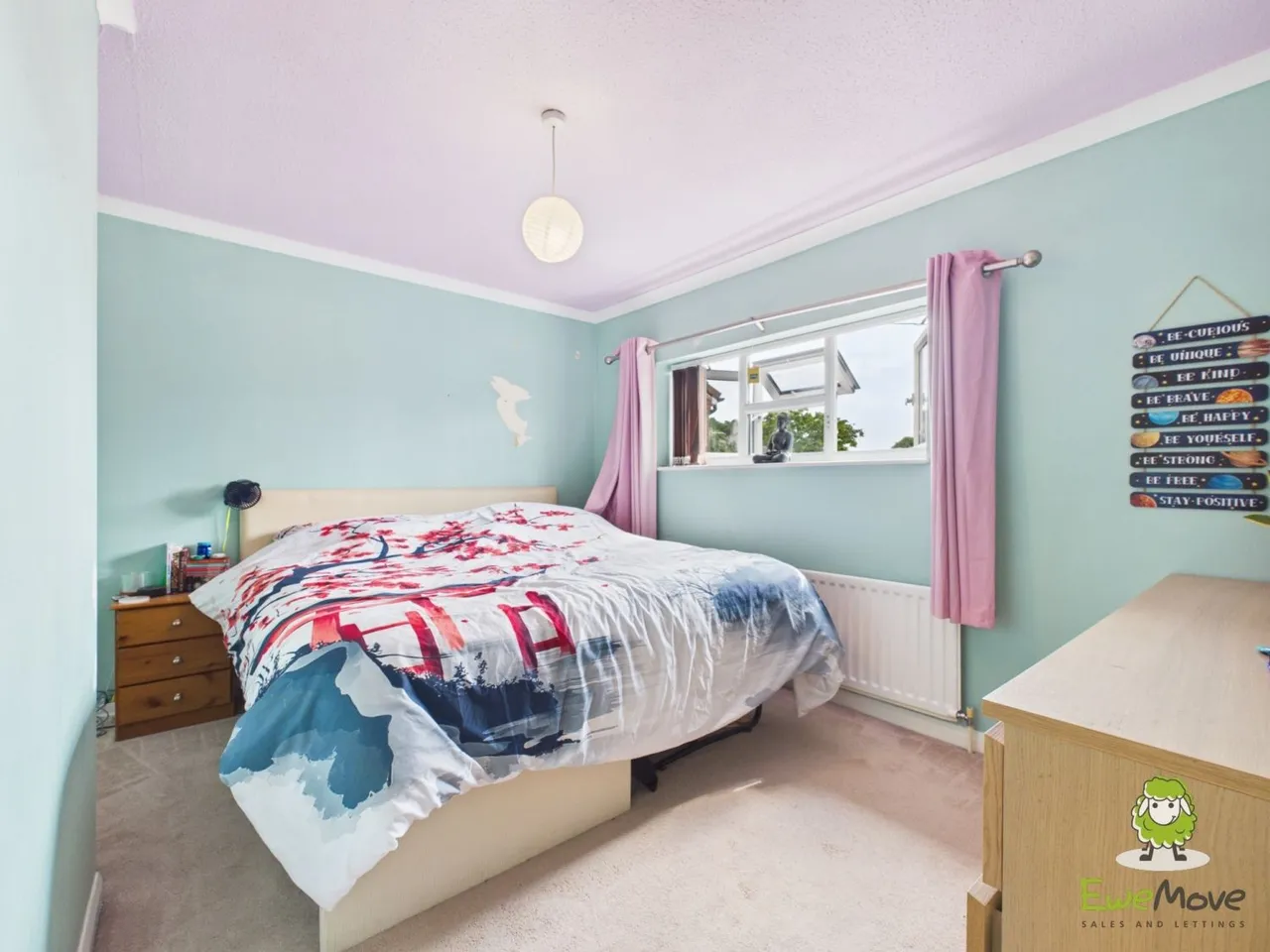 Bracken Bank, Lychpit, RG24, photo 15