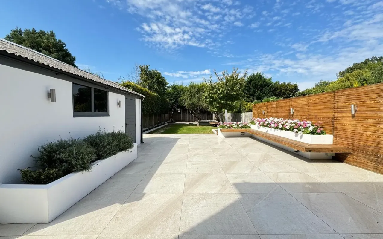 Clandon Close, Epsom, KT17, photo 15