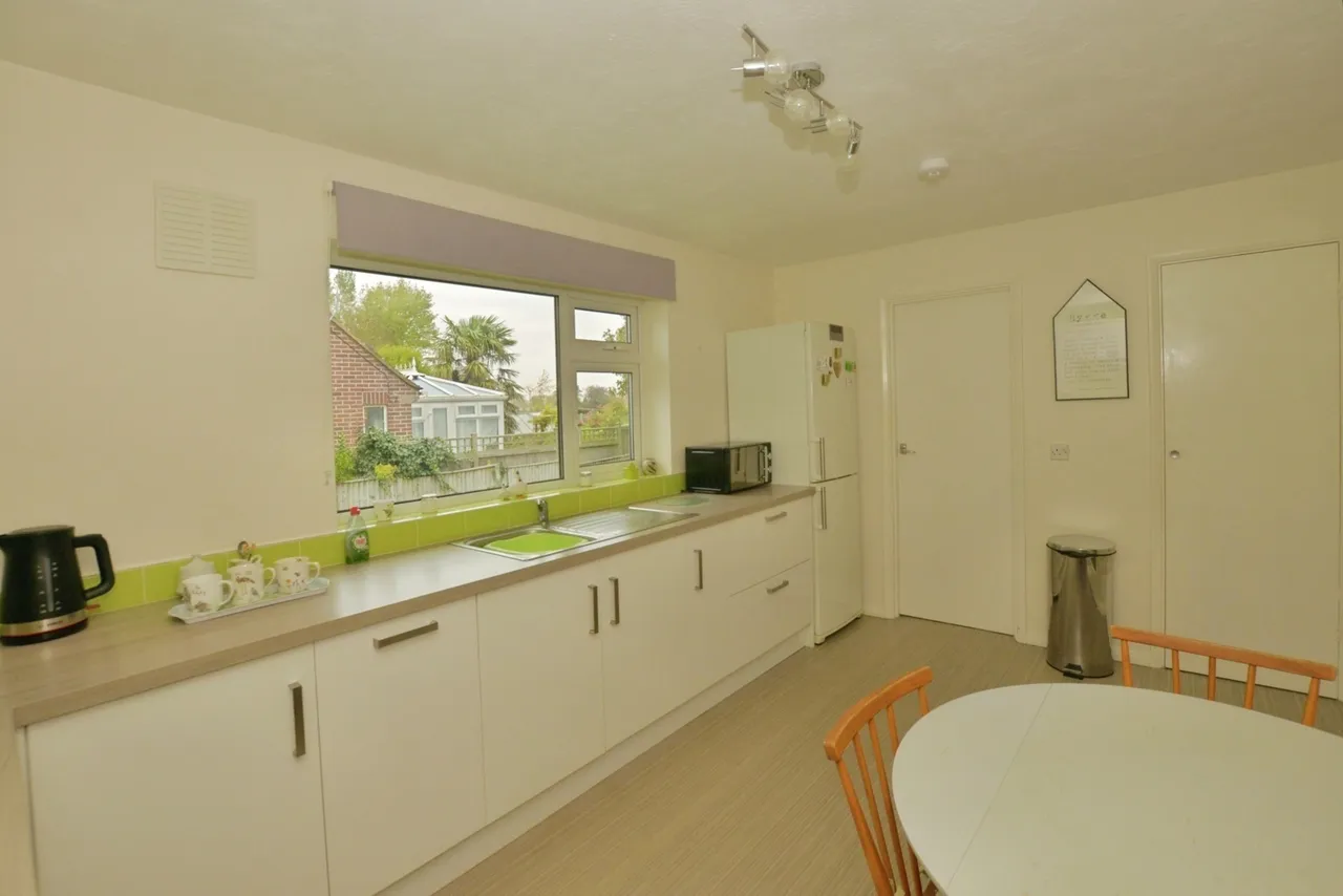 Spitalfield Lane, New Romney, Kent, TN28, photo 14