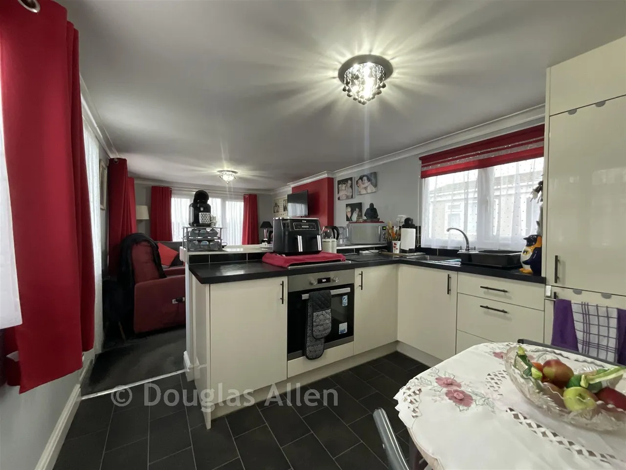Lower Dunton Road, Brentwood, CM13, photo 3