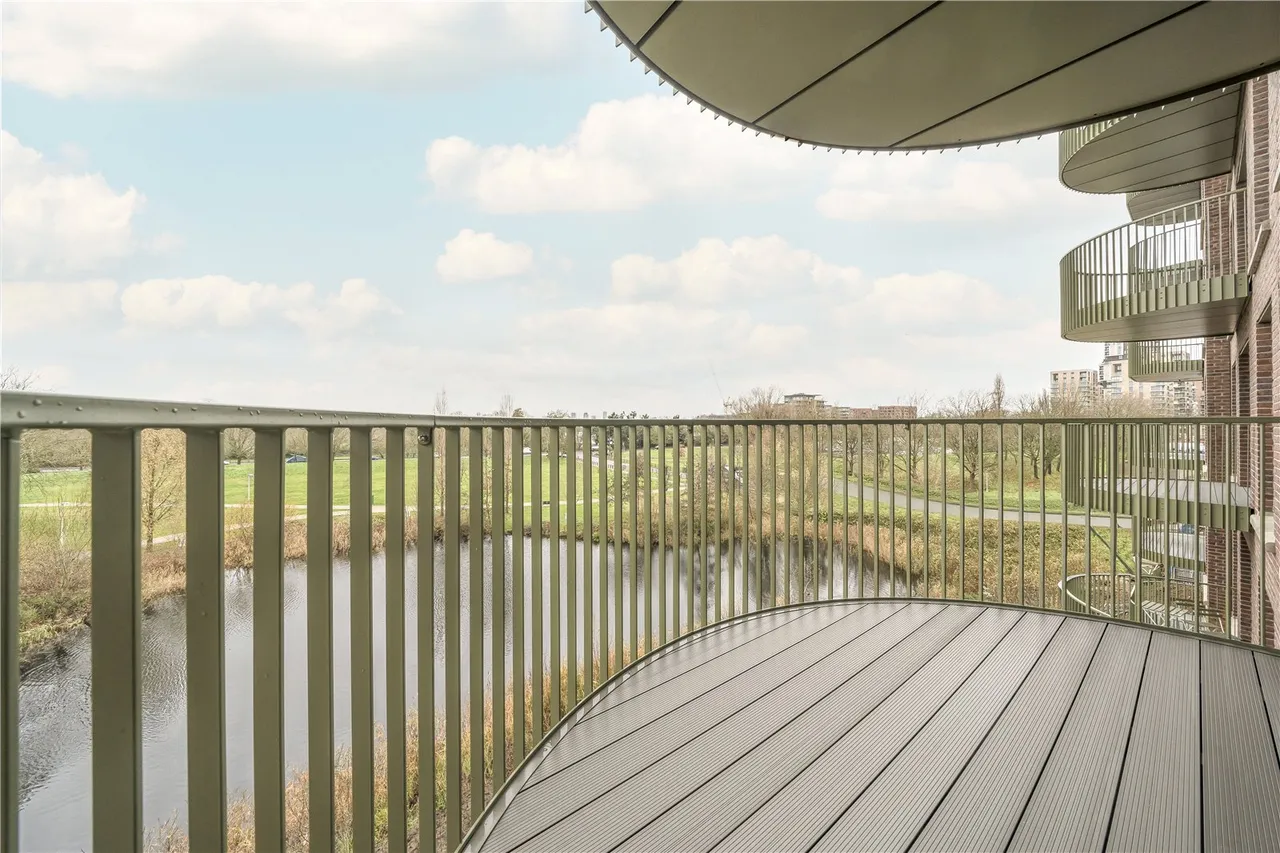 Astell Road, London, SE3, photo 10