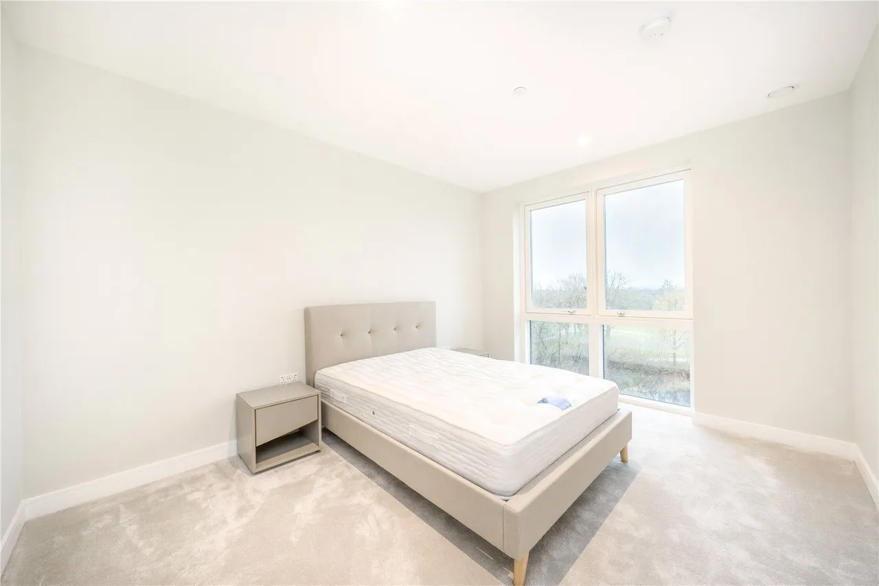 Astell Road, London, SE3, photo 7