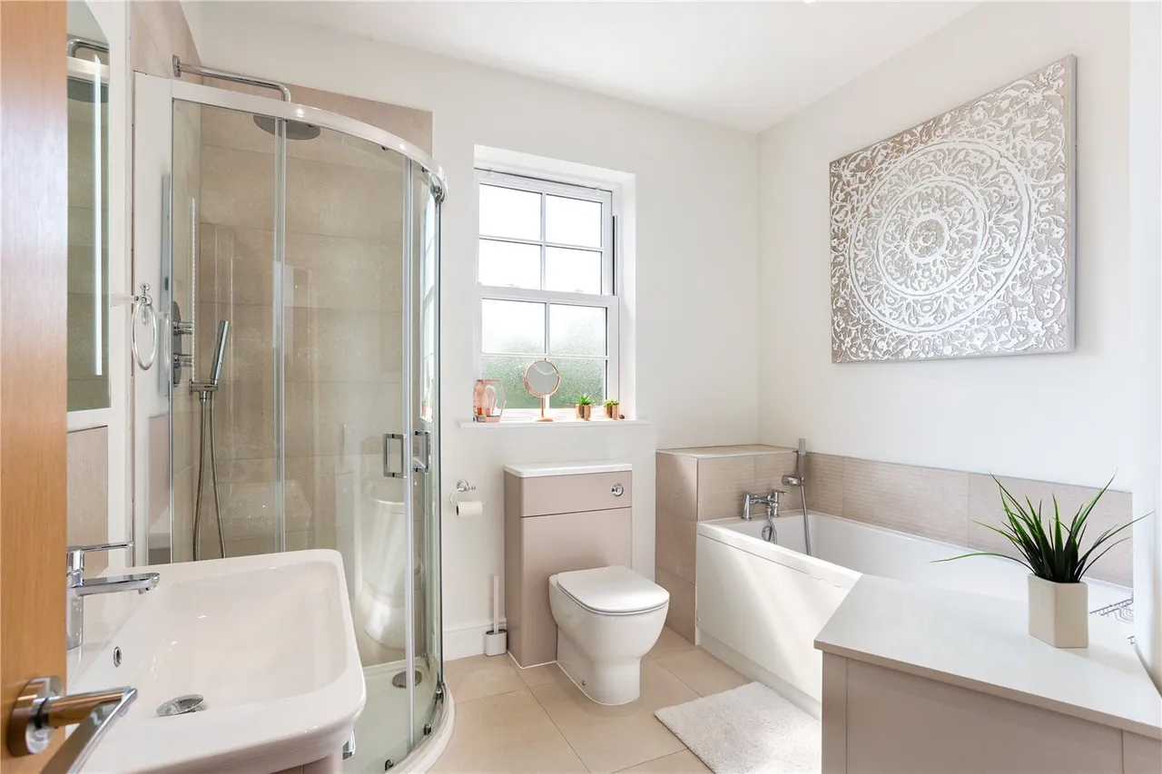 Main Road, Chichester, PO18, photo 8