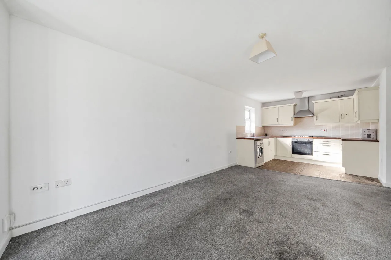 Apartment 4, 191 Wigan Road, Wigan, Ashton-In-Makerfield, WN4 9SL, photo 5
