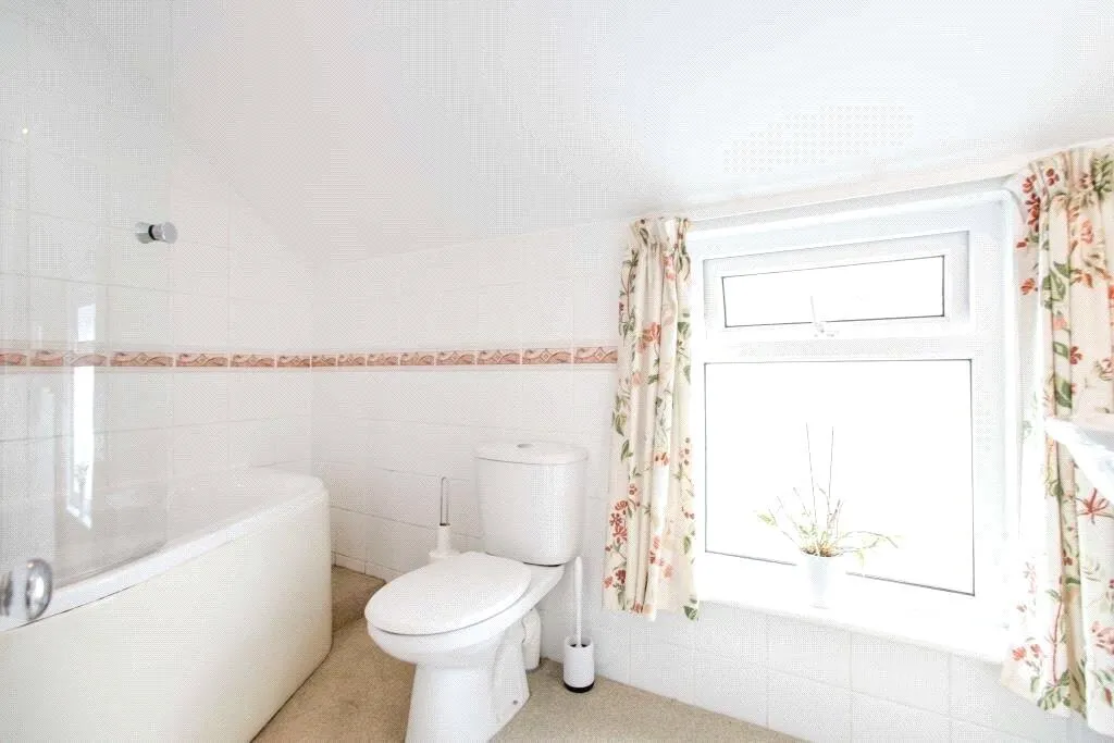 Bossiney Road, Tintagel, PL34, photo 18