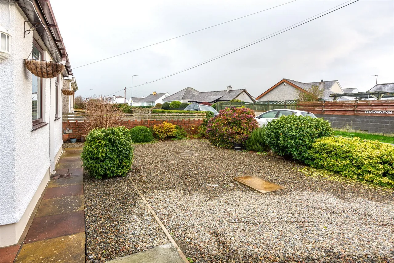 Cae Garw Road, Rhosbodrual, photo 11