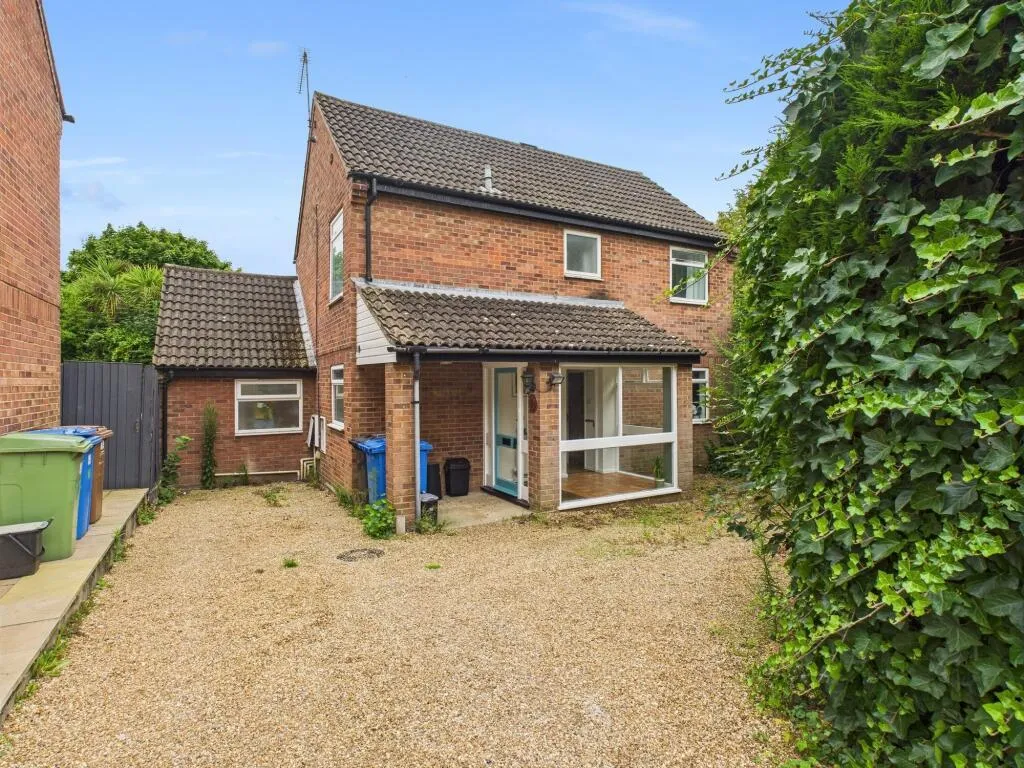6 bed house to rent — Braithwait Close, NORWICH