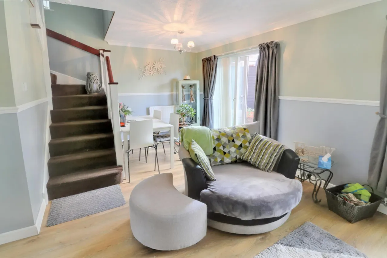 Mill Crescent, Cannock, photo 3