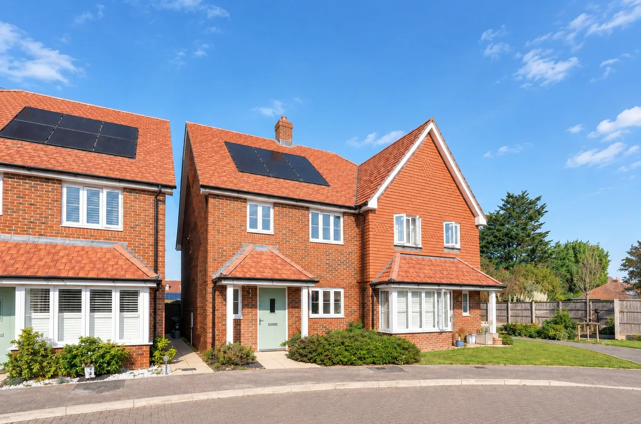 3 bed house for sale, Angmering, BN16