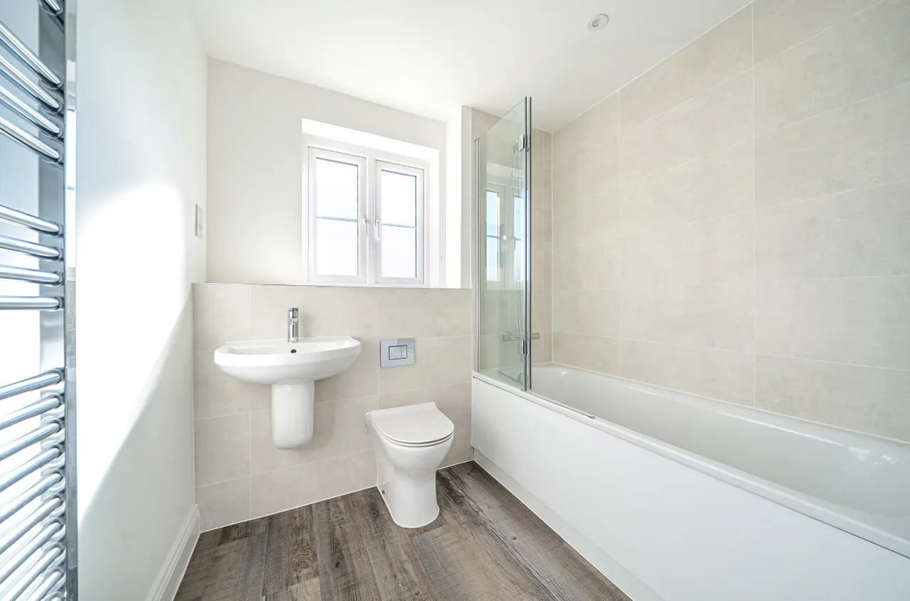 Angmering, BN16, photo 8