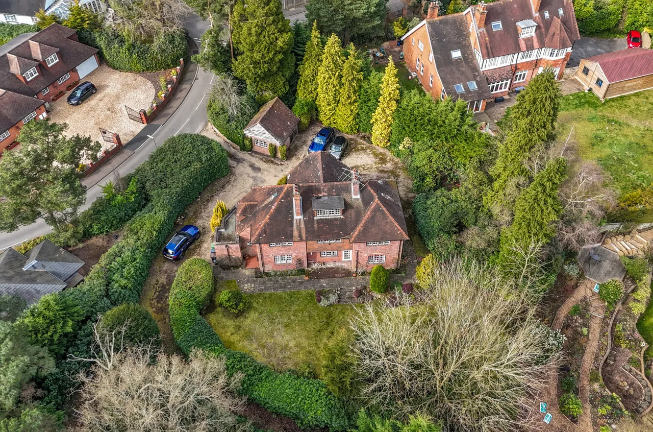 Walkers Ridge, Camberley, Surrey, GU15 2DF, photo 13