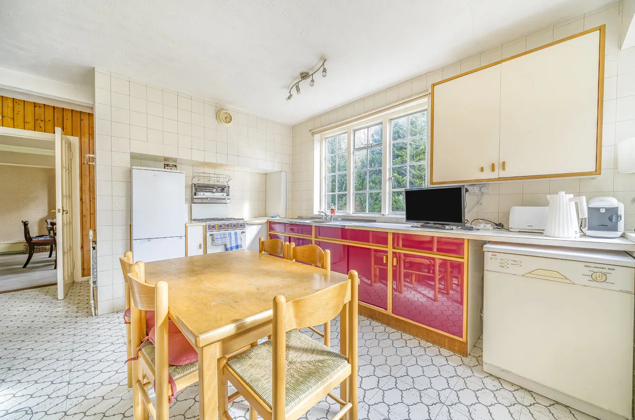 Walkers Ridge, Camberley, Surrey, GU15 2DF, photo 5