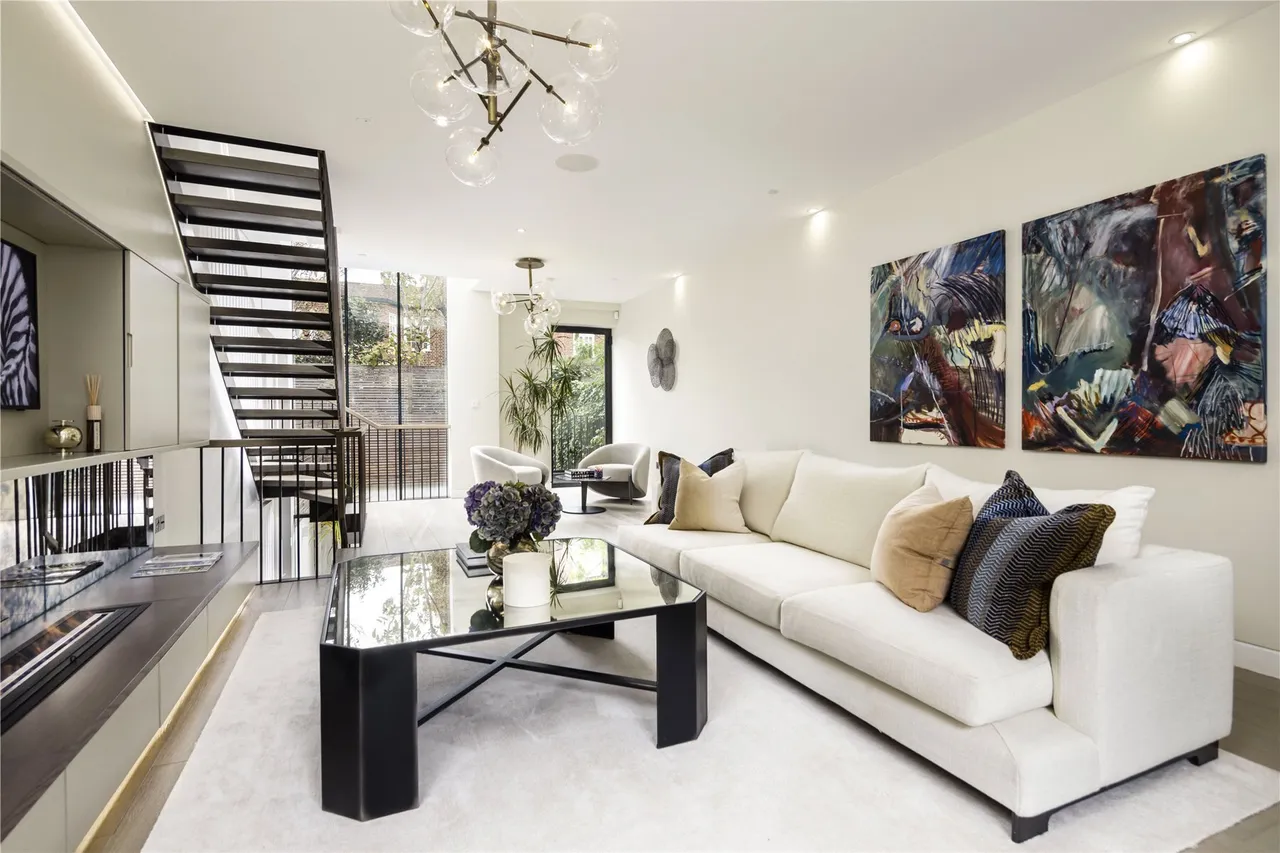 4 bed house for sale — St Luke's Street, Chelsea, London, SW3