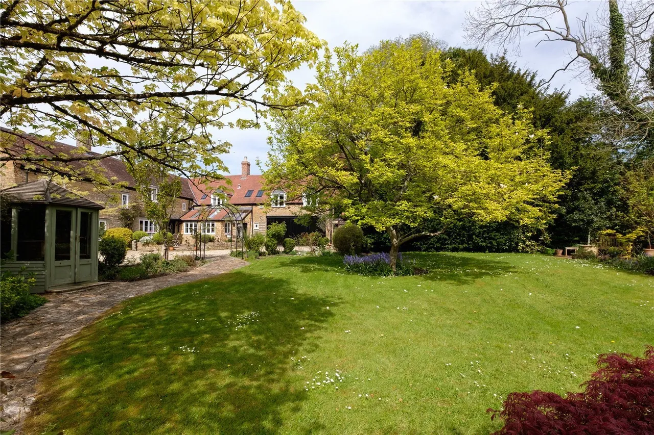 High Street, West Coker, BA22, photo 15