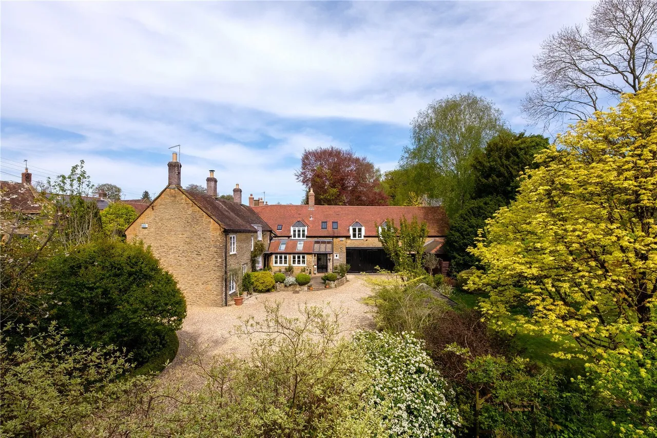 High Street, West Coker, BA22, photo 20