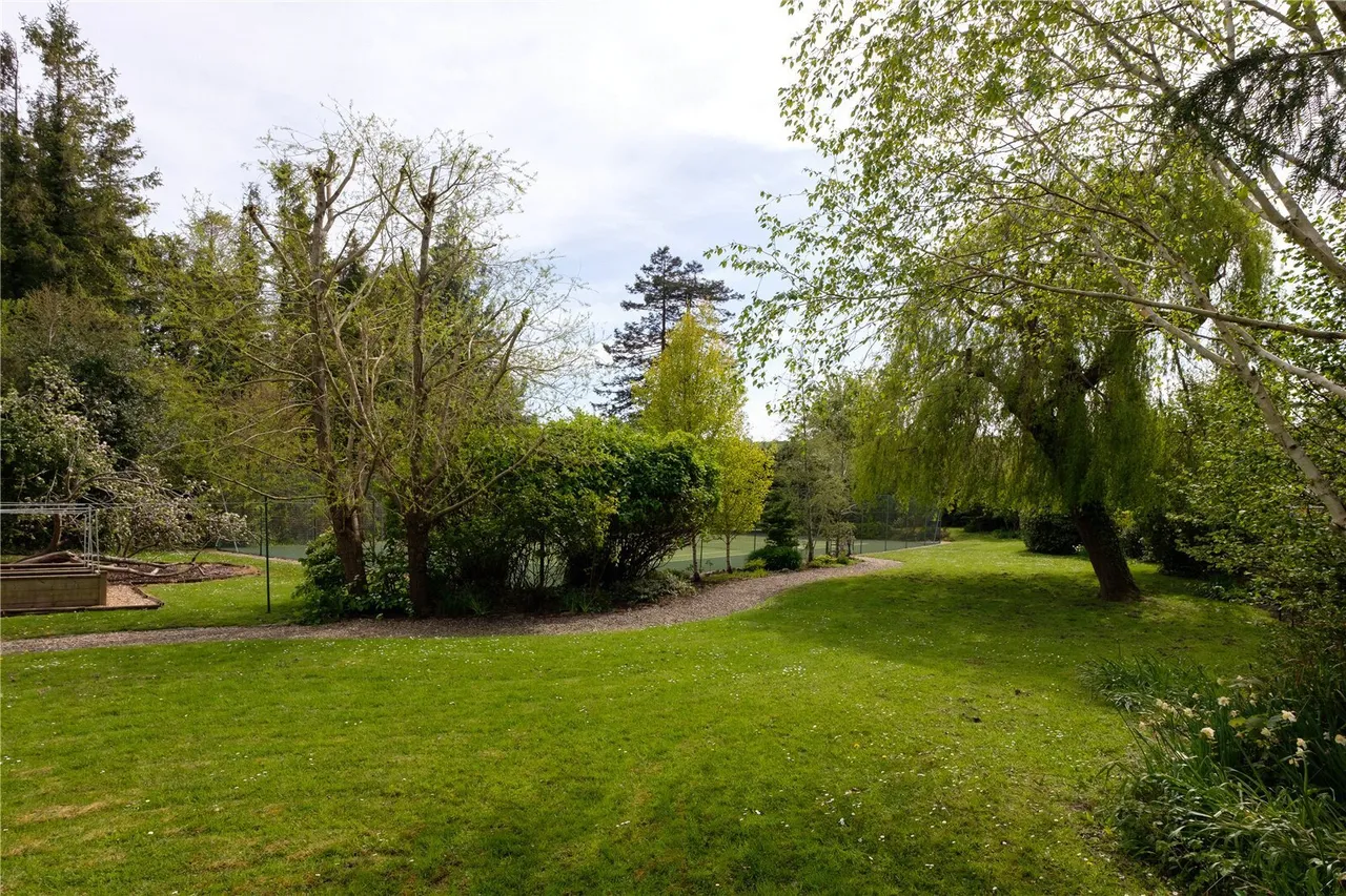 High Street, West Coker, BA22, photo 17
