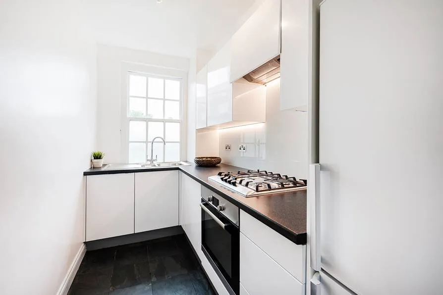 Eton College Road, London, NW3, photo 3